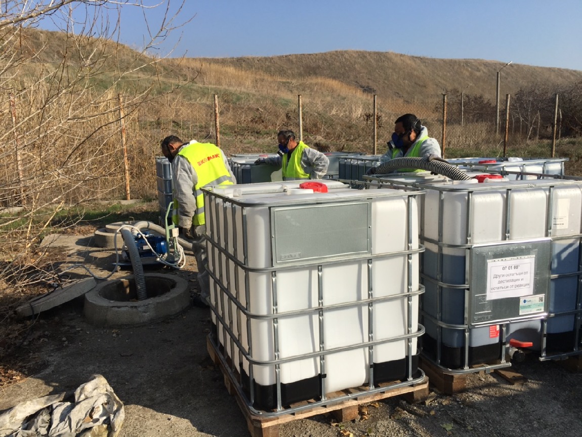 Измиване на резервоари